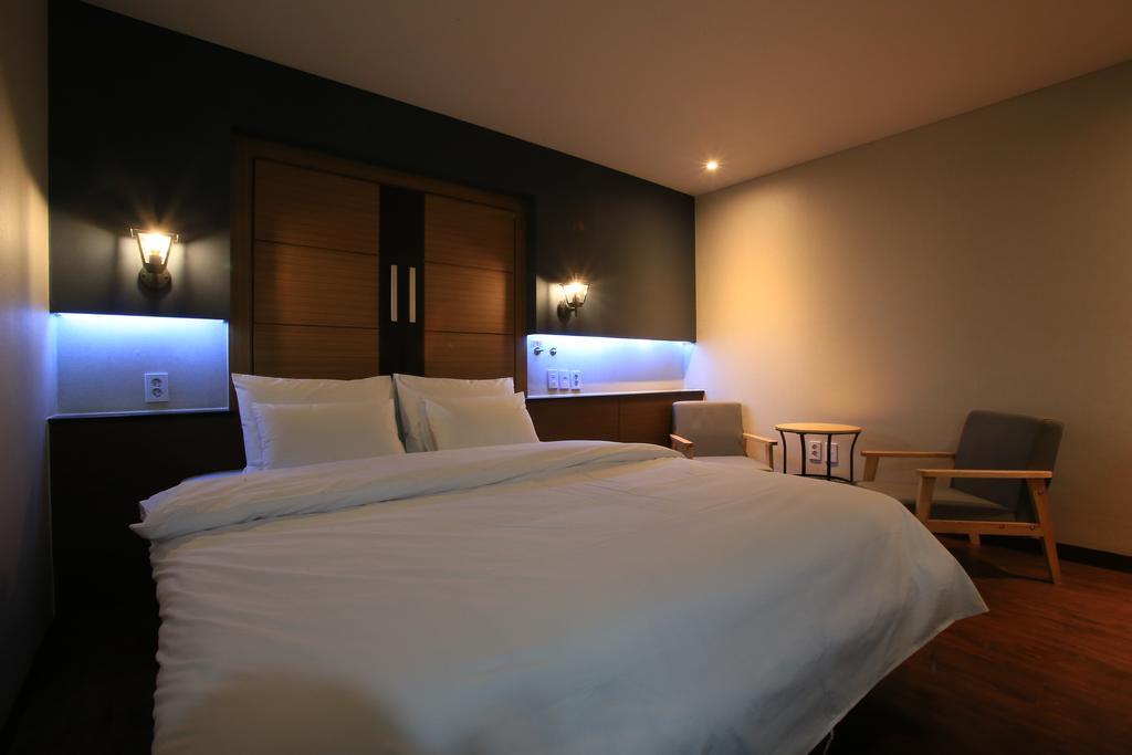 The Ace Hotel Seoel Buitenkant foto