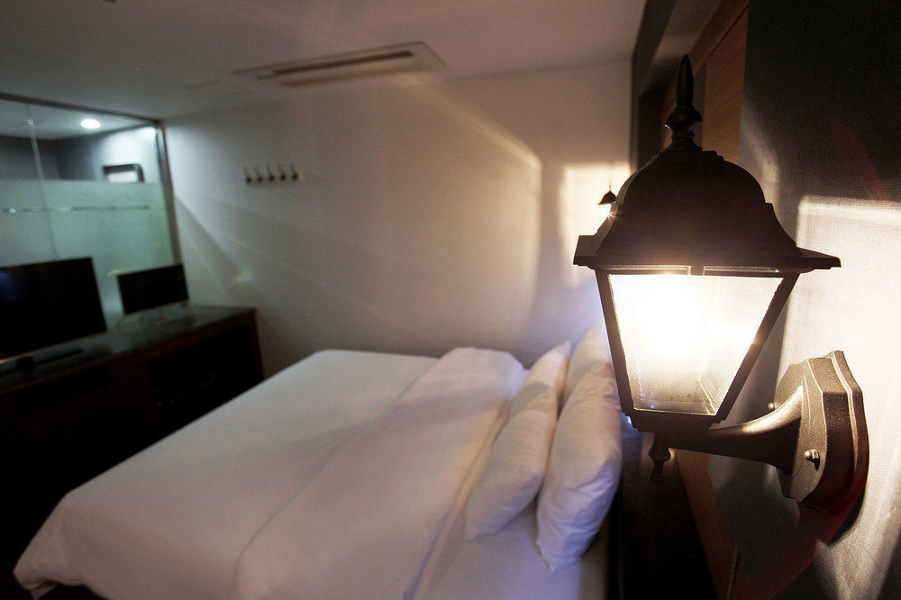 The Ace Hotel Seoel Buitenkant foto
